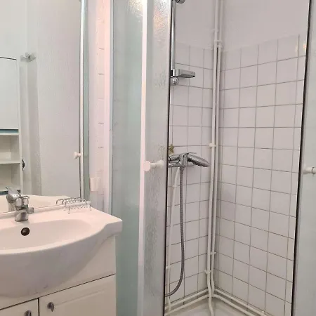Avec Mezzanine, Du Mole A 100m, Proche Commerces Et Restaurants, Parking Inclus - Fr-1-249-336 Lejlighed Agde